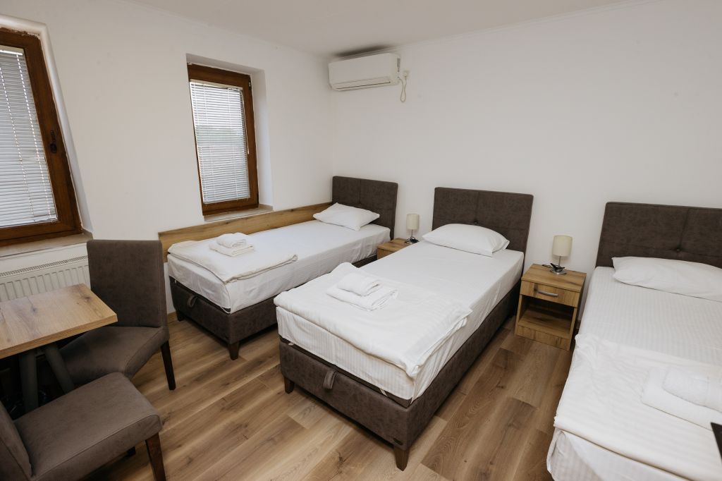 Trokrevetna soba Trokrevetna soba