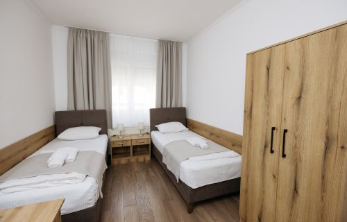 Twin room Dvokrevetna soba